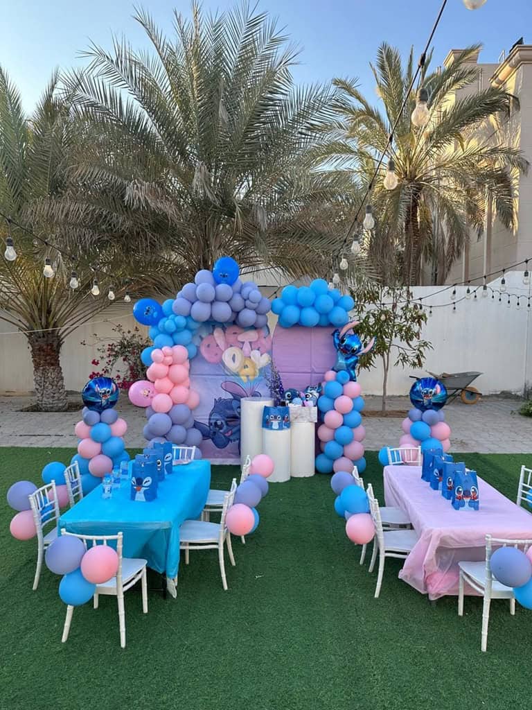 Birthday Parties حفلات اعياد Birthday party setup with themed decorations, balloons, and cake table. تجهيز حفلة عيد ميلاد مع ديكورات ثيم، بالونات، وطاولة كيك