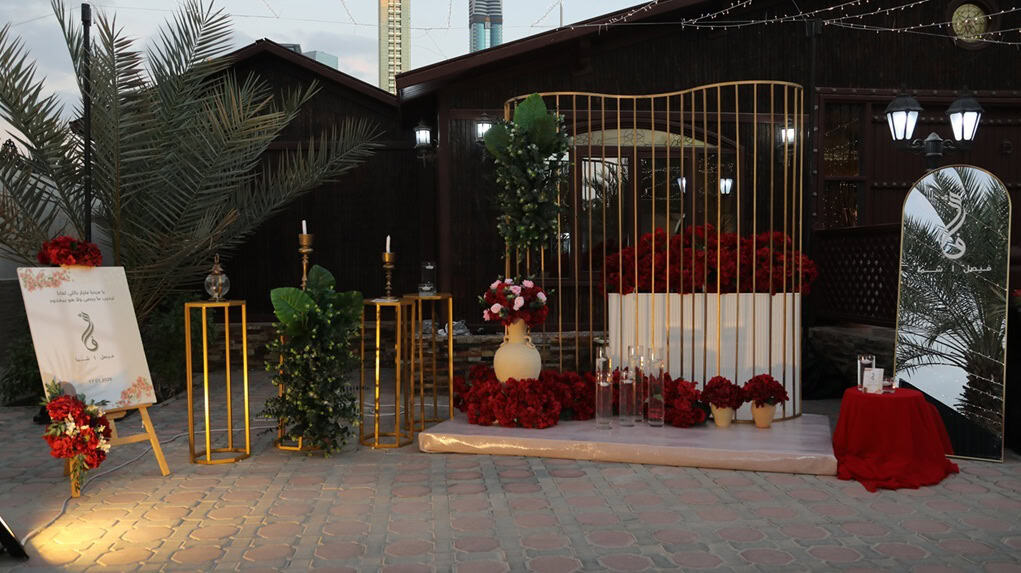 Complete outdoor event setup including decoration and sound – تجهيز كامل لحفلات الحوش مع التزيين والصوت