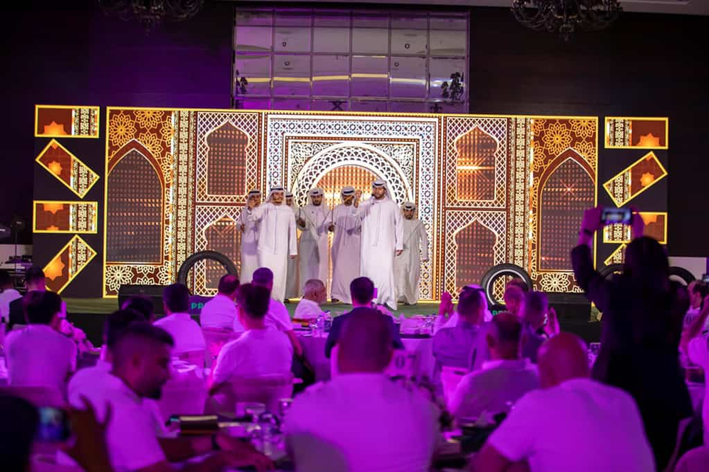 شاشات عرض LED Screens LED screen setup for events with stage and visual display. تجهيز شاشات للحفلات مع عرض مرئي ومسرح